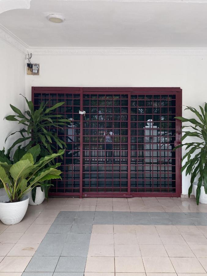 Hinggap Cendana Villa Masai Luaran gambar
